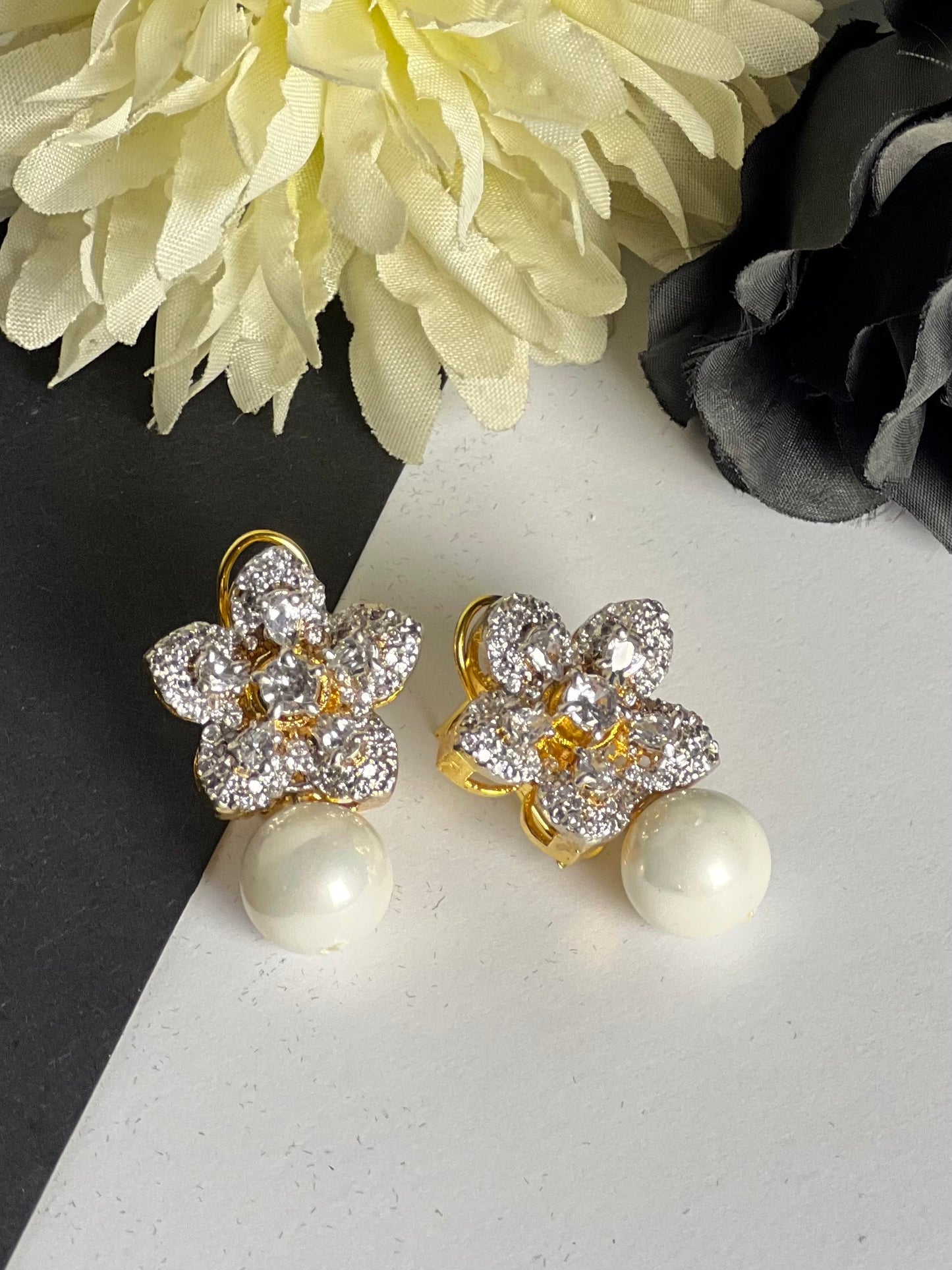 Blooming Pearl Elegance Stud