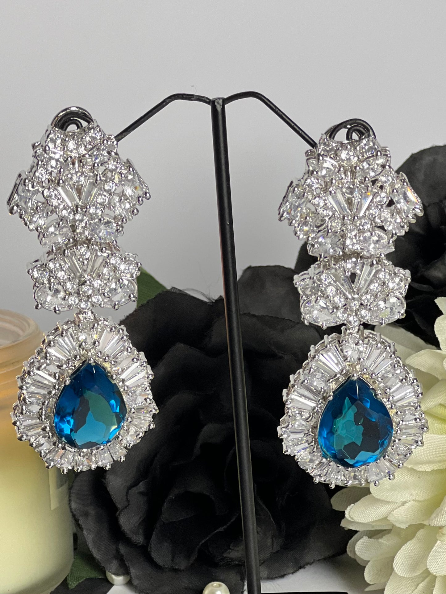 Ocean Royale Earrings