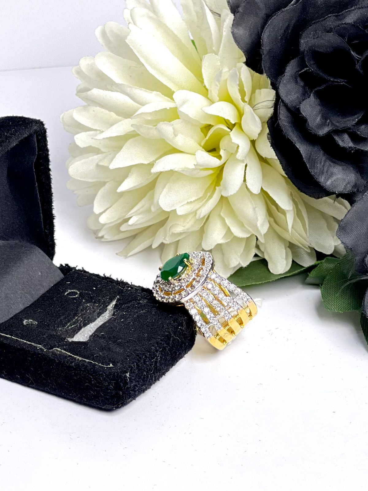 Everly Ring