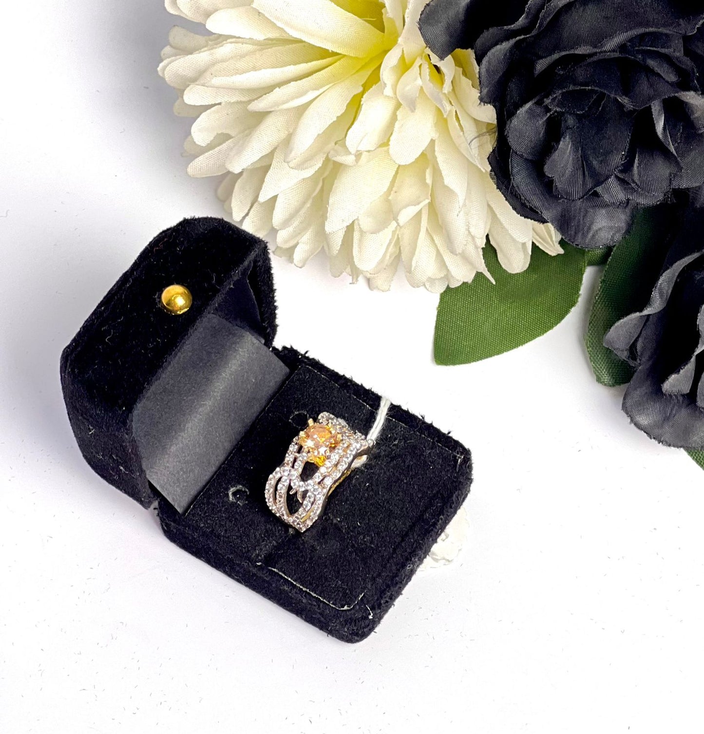 Chorlette ring
