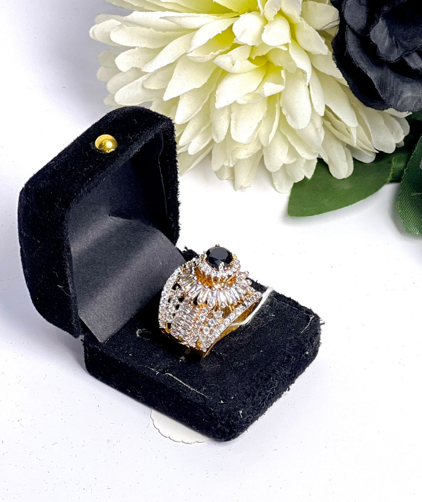 Avery ring