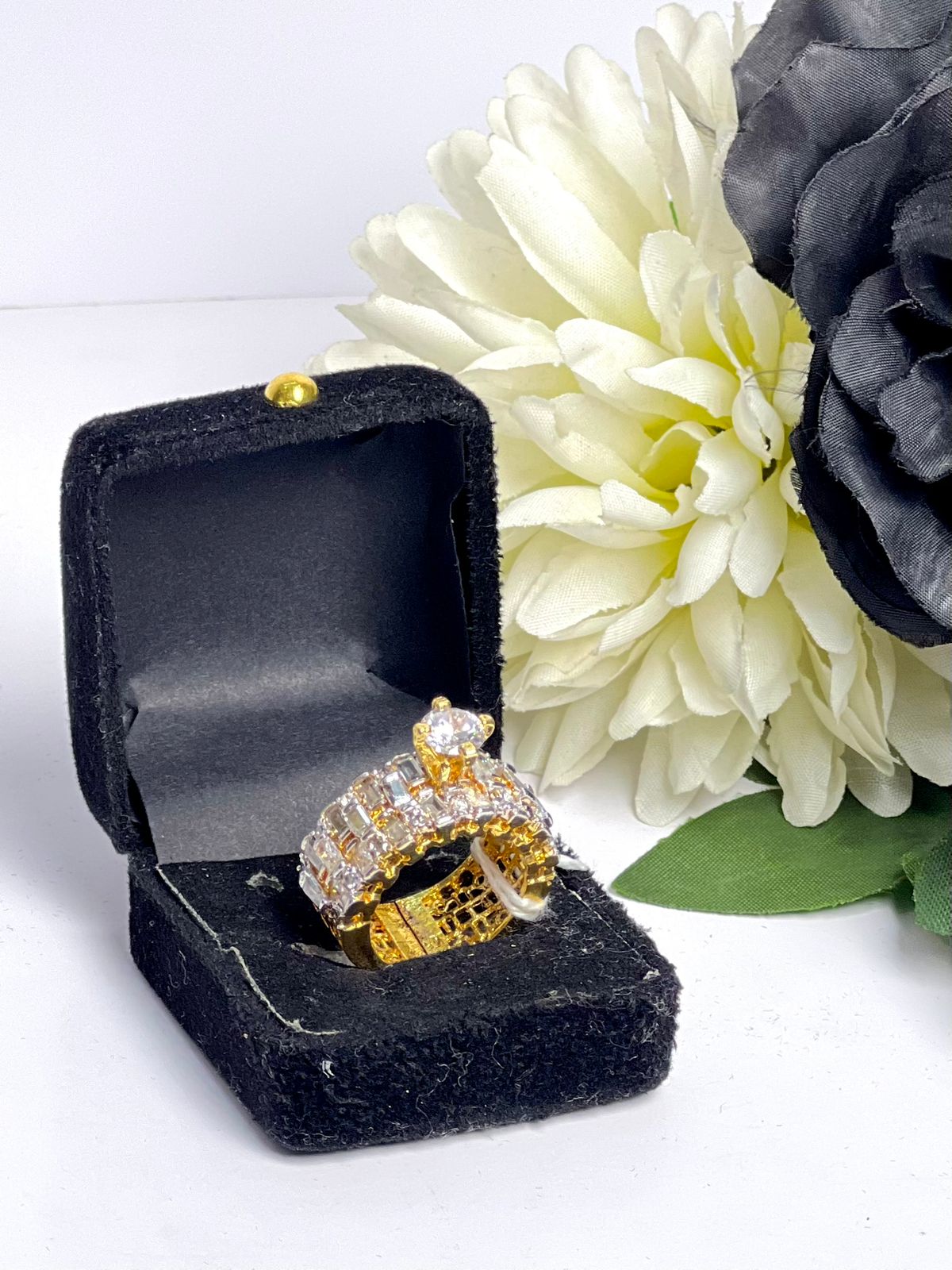 Bella Ring