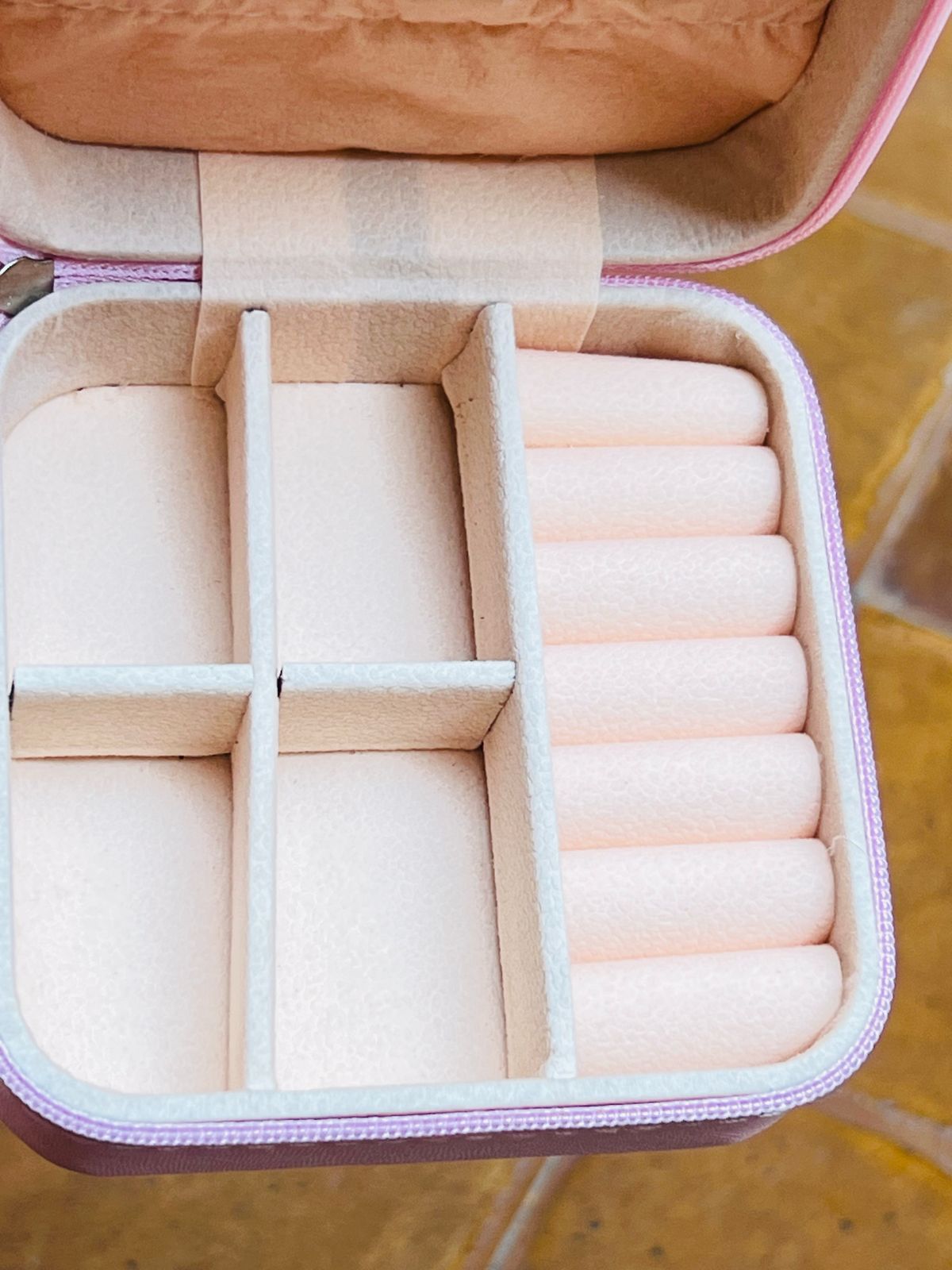 Mini jewelry box