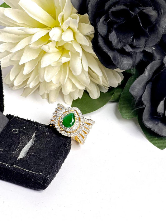 Everly Ring
